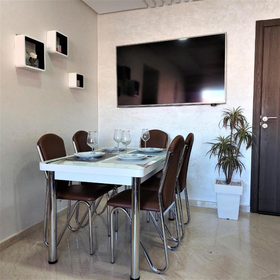 Appartement Pour Familles En Residence Avec Piscine Et Wifi Marrakesh Eksteriør bilde