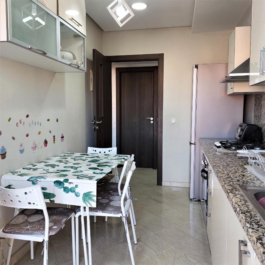 Appartement Pour Familles En Residence Avec Piscine Et Wifi Marrakesh Eksteriør bilde